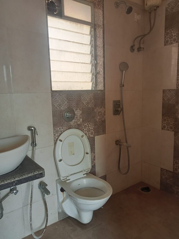 Bathroom, kyraa-ariso-apartment 2 Bedroom 712 Sq.Ft. Apartment In Chembur Mumbai 9794641