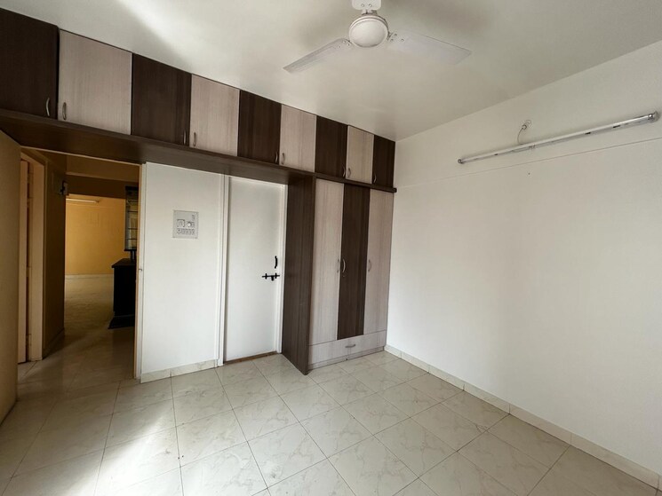 Room, vadgaon budruk 2 Bedroom 710 Sq.Ft. Apartment In Vadgaon Budruk Pune 9794610
