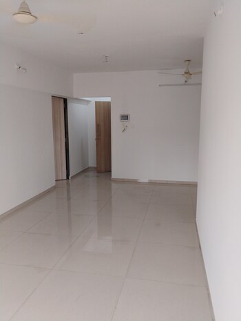 2 BHK Flat for Sale in Powai, Mumbai
