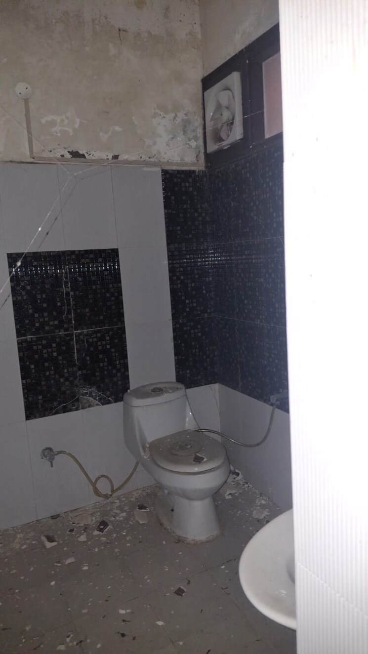 Bathroom, ms-enclave-zirakpur 3 Bedroom 2142 Sq.Ft. Apartment In Dhakoli Zirakpur 9794726