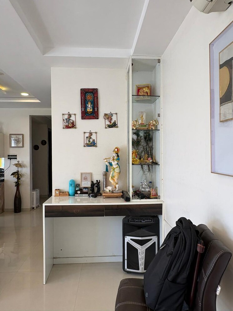 Room, pharande-puneville 4 Bedroom 1985 Sq.Ft. Apartment In Punawale Pune 9794712