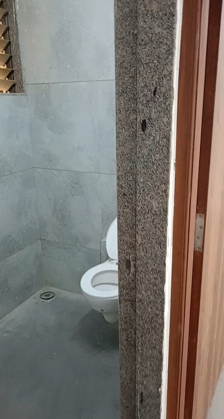 Bathroom, dahin nagar 2 Bedroom 1332 Sq.Ft. Apartment In Dahin Nagar Surat 9794808
