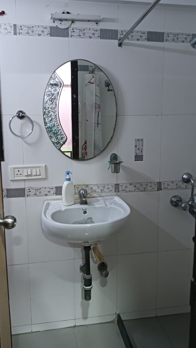 Bathroom, harshail-flamingo-apartments 2 Bedroom 1060 Sq.Ft. Apartment In Malad West Mumbai 9794905
