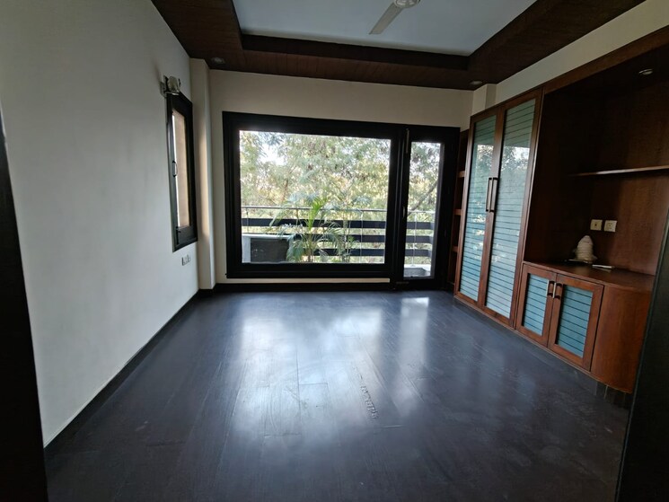 Room, vasant vihar 3 Bedroom 3600 Sq.Ft. Builder Floor In Vasant Vihar Delhi 9795116
