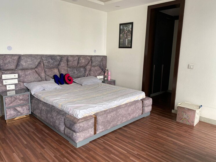Bedroom, saket 3 Bedroom 1500 Sq.Ft. Apartment In Saket Delhi 9795235