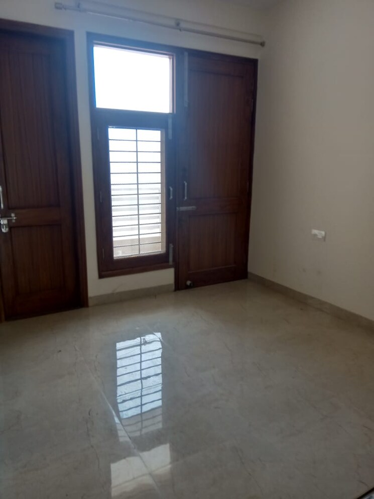 Room, ireo-victory-valley 3.5 Bedroom 2350 Sq.Ft. Apartment In Sector 67 Gurgaon 9795255