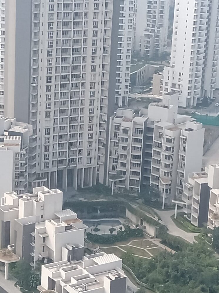 Cover Image, ireo-victory-valley 2 Bedroom 1450 Sq.Ft. Apartment In Sector 67 Gurgaon 9795353