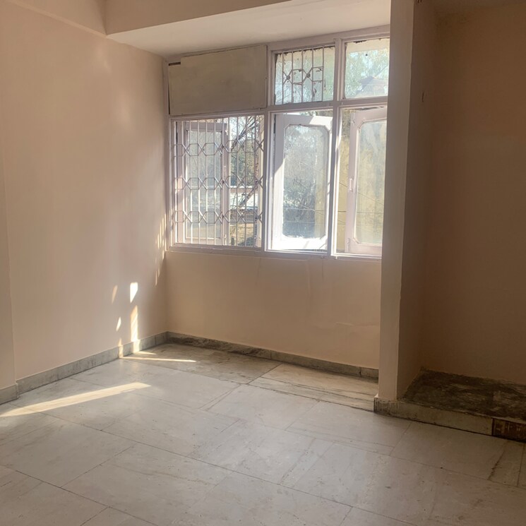 Cover Image, katwaria sarai 3.5 Bedroom 1600 Sq.Ft. Apartment In Katwaria Sarai Delhi 9795394