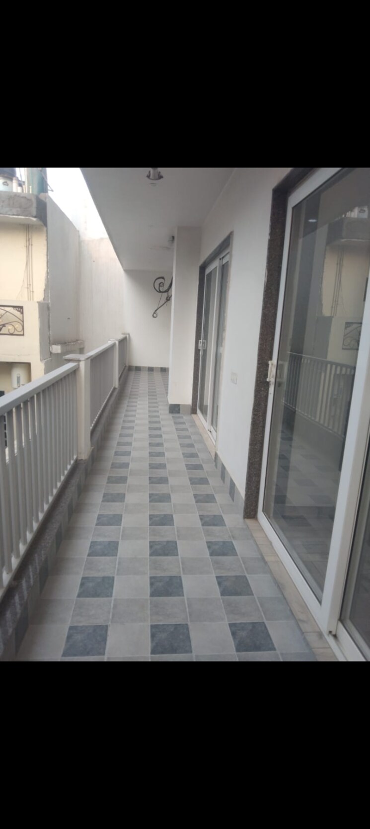 Balcony, jadhunath-enclave 3.5 Bedroom 340 Sq.Yd. Builder Floor In Sector 29 Faridabad 9795615