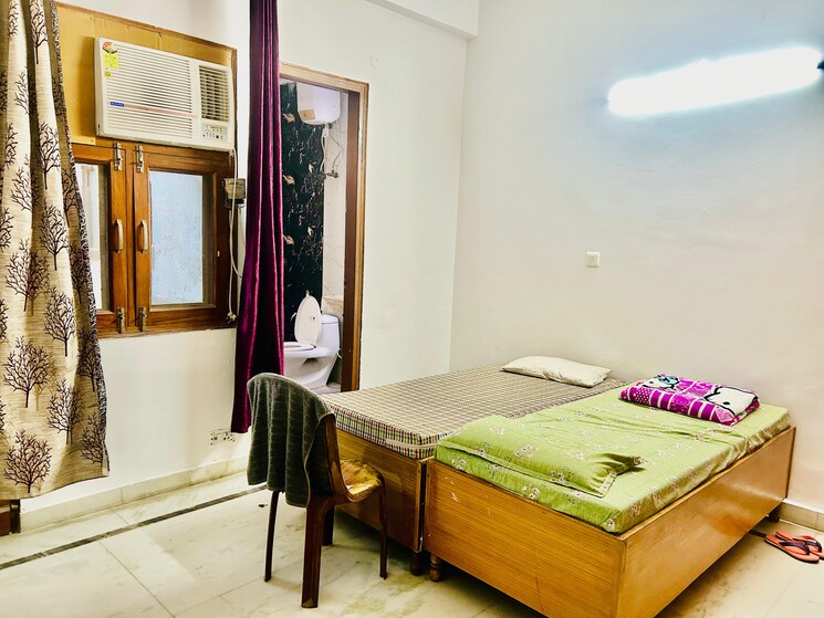 Bedroom, sector 49 Pg For Girls In Sector 49 9796039