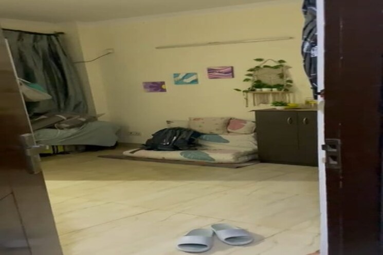  Parking, malviya nagar 1 Bedroom 600 Sq.Ft. Apartment In Malviya Nagar Delhi 9795974