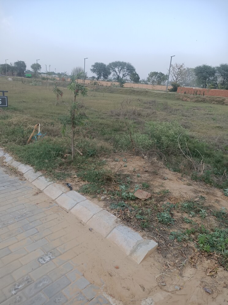 undefined, bptp-parkland-plots  2250 Sq.Ft. Plot In Sector 89 Faridabad 9796316