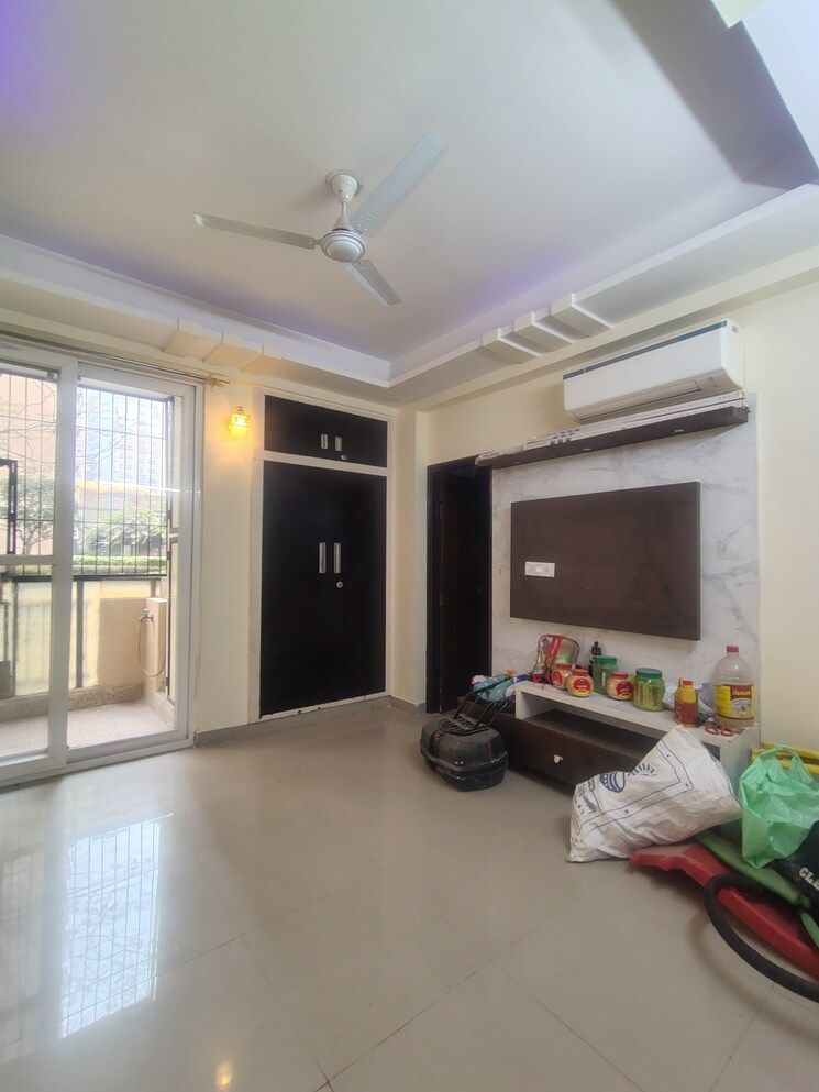 undefined, krishna-apra-royal-court 3 Bedroom 1855 Sq.Ft. Apartment In Sector 16 Greater Noida Greater Noida 9796529