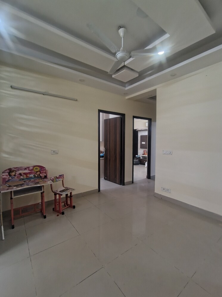 undefined, krishna-apra-royal-court 3 Bedroom 1855 Sq.Ft. Apartment In Sector 16 Greater Noida Greater Noida 9796529