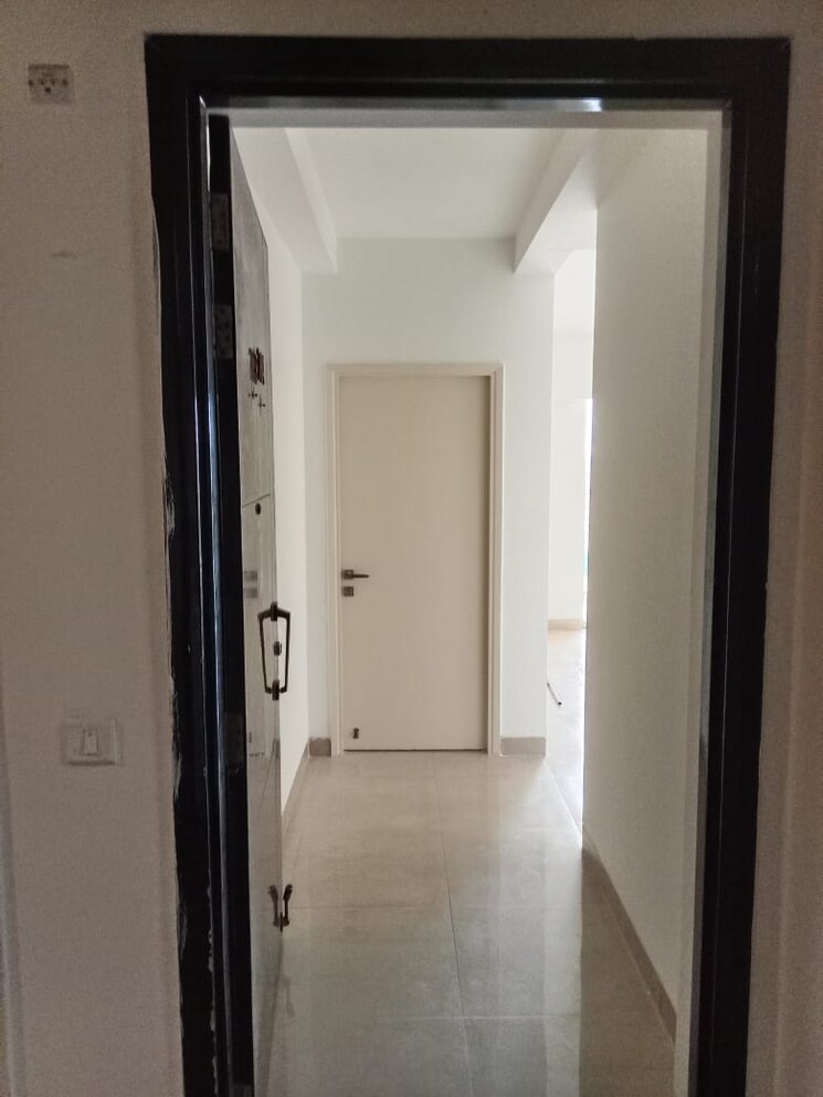 undefined, m3m-marina 3 Bedroom 1750 Sq.Ft. Apartment In Sector 68 Gurgaon 9796684