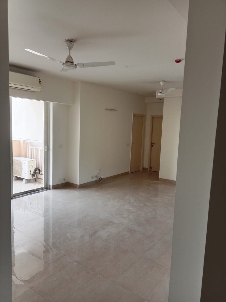 Room, m3m-marina 3 Bedroom 1740 Sq.Ft. Apartment In Sector 68 Gurgaon 9796823