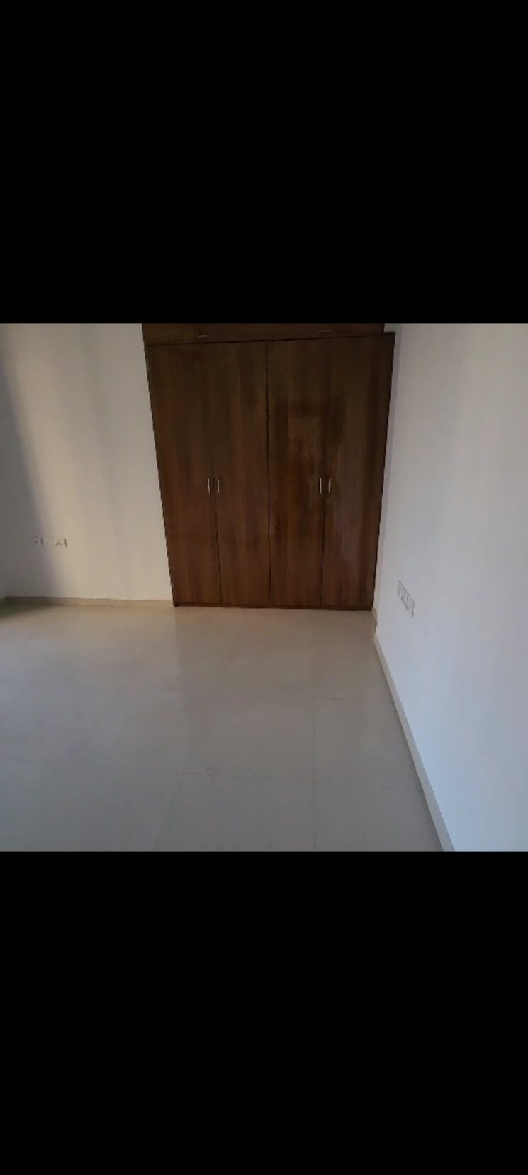 Room, runwal-eirene 2.5 Bedroom 1100 Sq.Ft. Apartment In Balkum Pada Thane 9797011