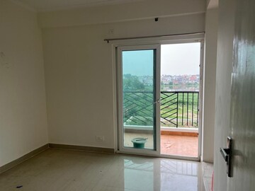 Room in 3 BHK Apartment at Nilaya Greens, Raj Nagar Extension – for Rent