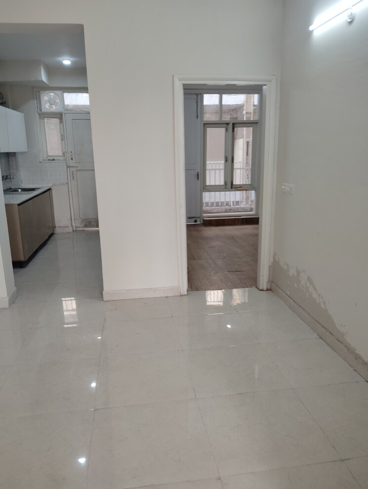 Cover Image, bptp-park-grandeura 3.5 Bedroom 2353 Sq.Ft. Apartment In Sector 82 Faridabad 9797196