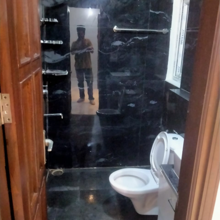 Bathroom, kharar mohali road 2 Bedroom 1040 Sq.Ft. Apartment In Kharar Mohali Road Kharar 9797262