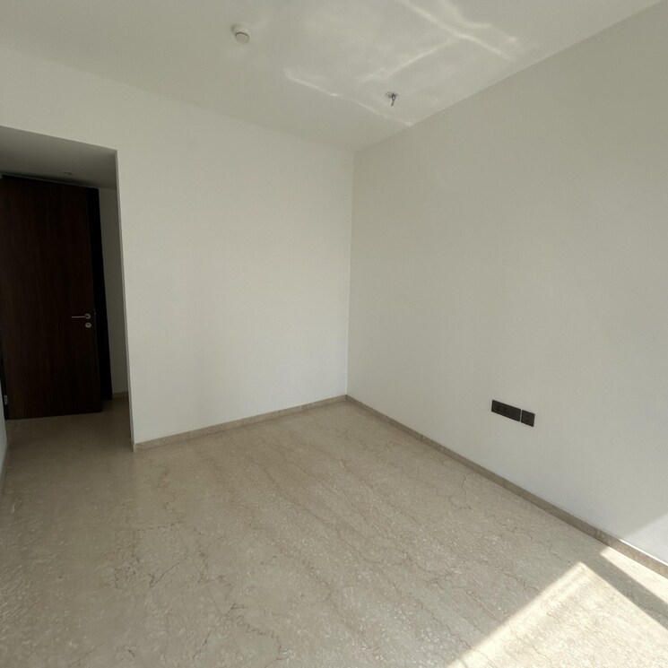 Room, lodha-world-crest 4 Bedroom 1550 Sq.Ft. Apartment In Empire Mill Mumbai 9797402