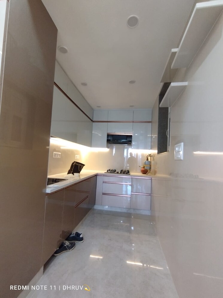 Kitchen, sector 11 dwarka 4 Bedroom 2000 Sq.Ft. Apartment In Sector 11 Dwarka Delhi 9797480