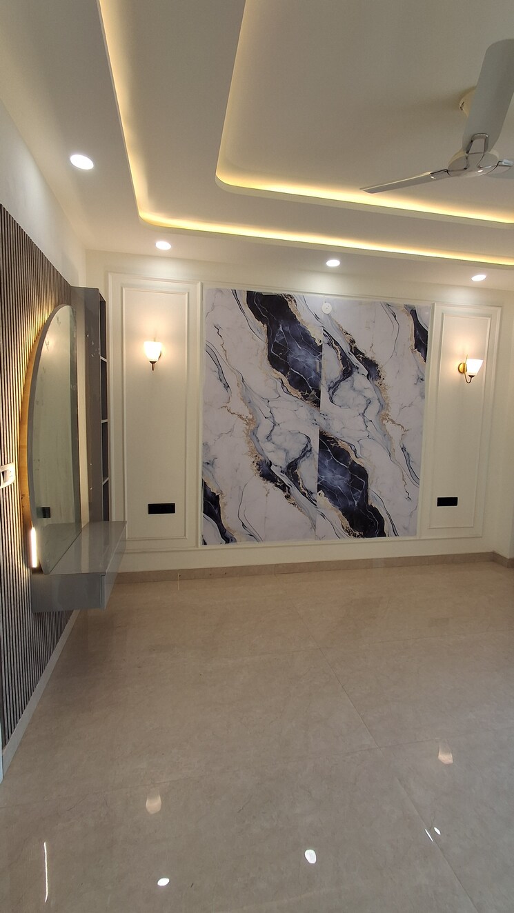 Room, sector 85 3 Bedroom 250 Sq.Yd. Builder Floor In Sector 85 Faridabad 9798044