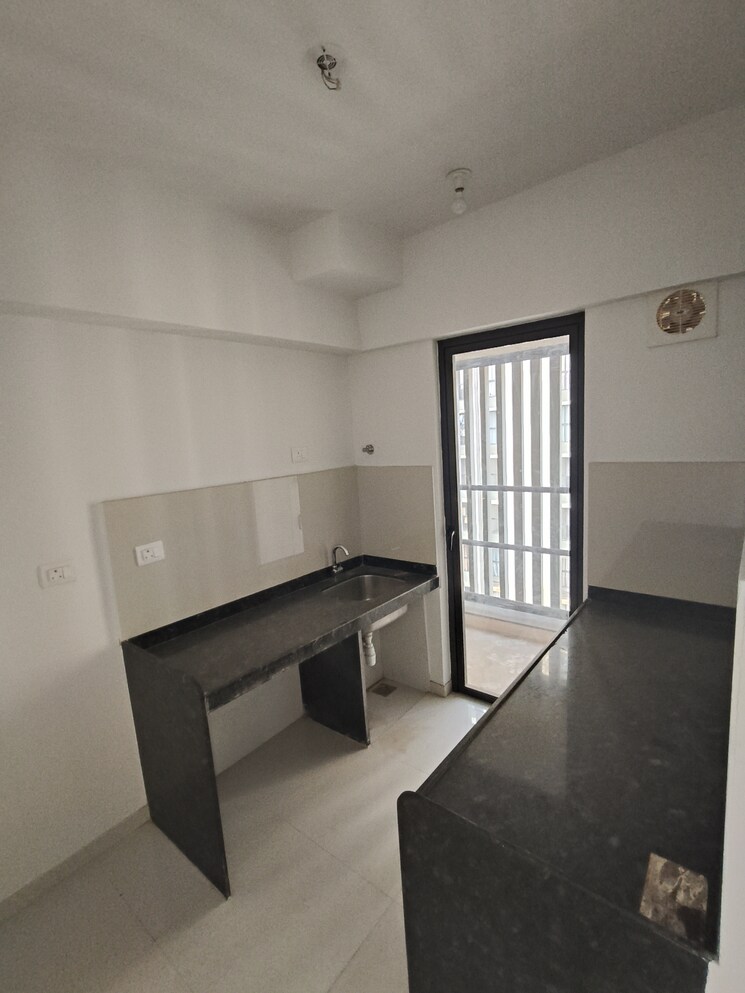 Kitchen, lodha-downtown 1.5 Bedroom 638 Sq.Ft. Apartment In Dombivli East Thane 9799140