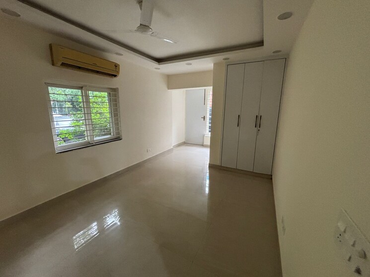 Cover Image, amar colony 2 Bedroom 100 Sq.Yd. Apartment In Amar Colony Delhi 9799182
