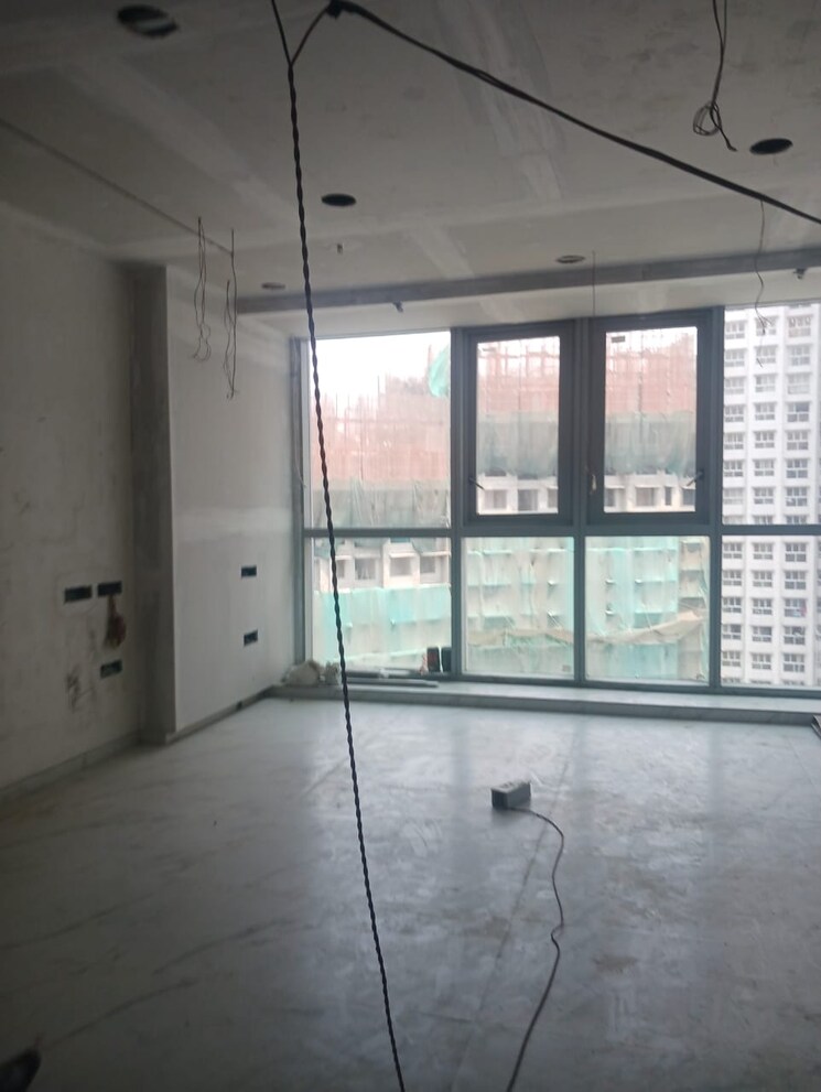 Room, wadhwa-the-gateway Commercial Office Space 900 Sq.Ft. In Mulund West Mumbai 9799203