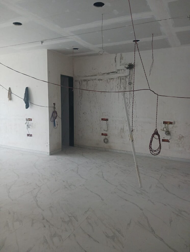 Bathroom, wadhwa-the-gateway Commercial Office Space 900 Sq.Ft. In Mulund West Mumbai 9799203