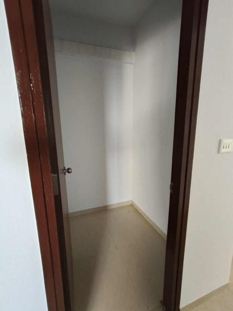 Room, lodha-lakeshore-greens 2.5 Bedroom 830 Sq.Ft. Apartment In Dombivli East Thane 9799322