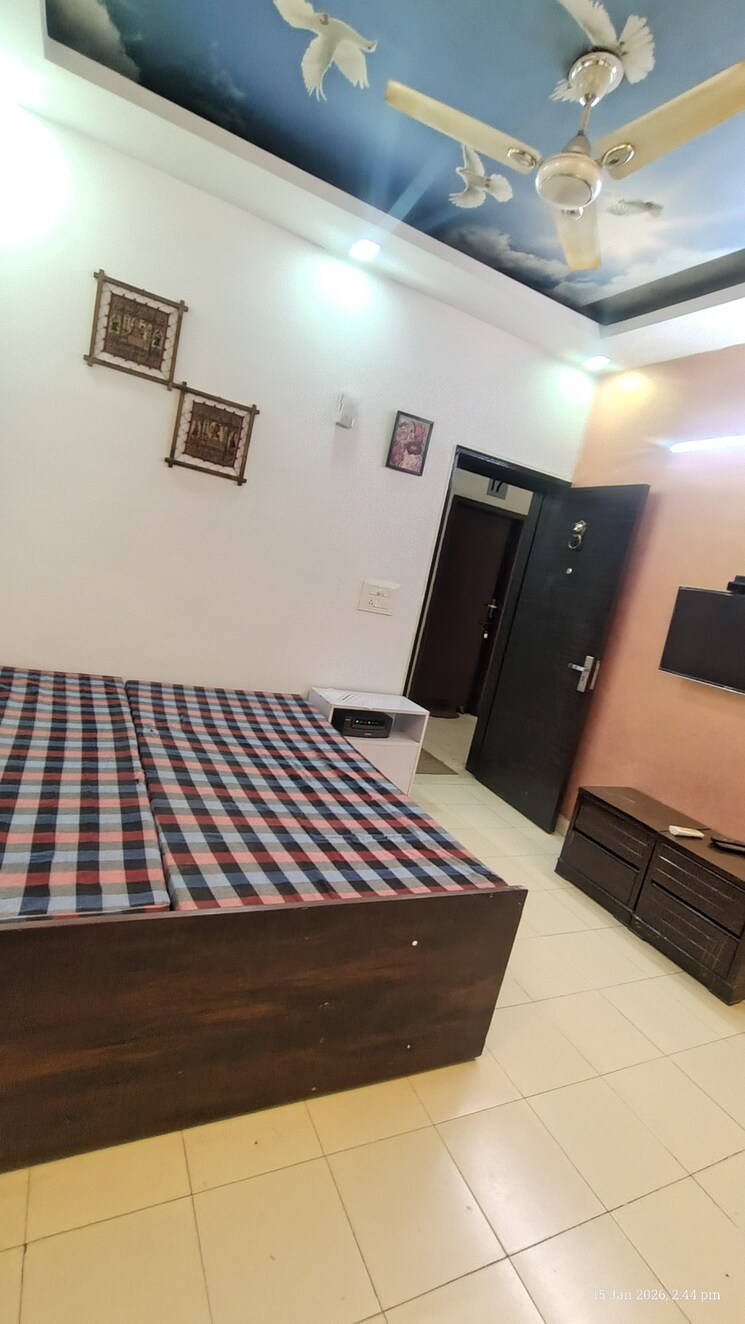 Master Bedroom, sector 31 1 RK 320 Sq.Ft. Apartment In Sector 31 Gurgaon 9799435