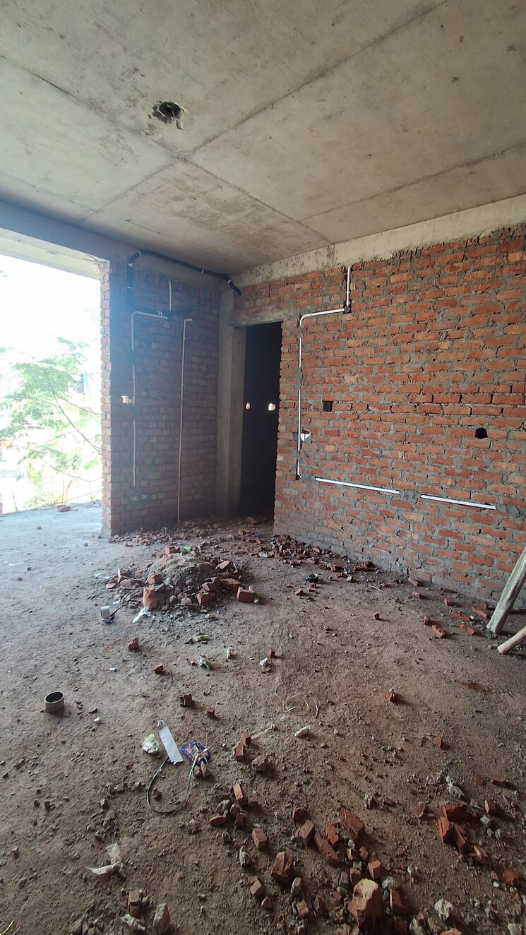 Room, sector 85 4 Bedroom 334 Sq.Yd. Builder Floor In Sector 85 Faridabad 9799566