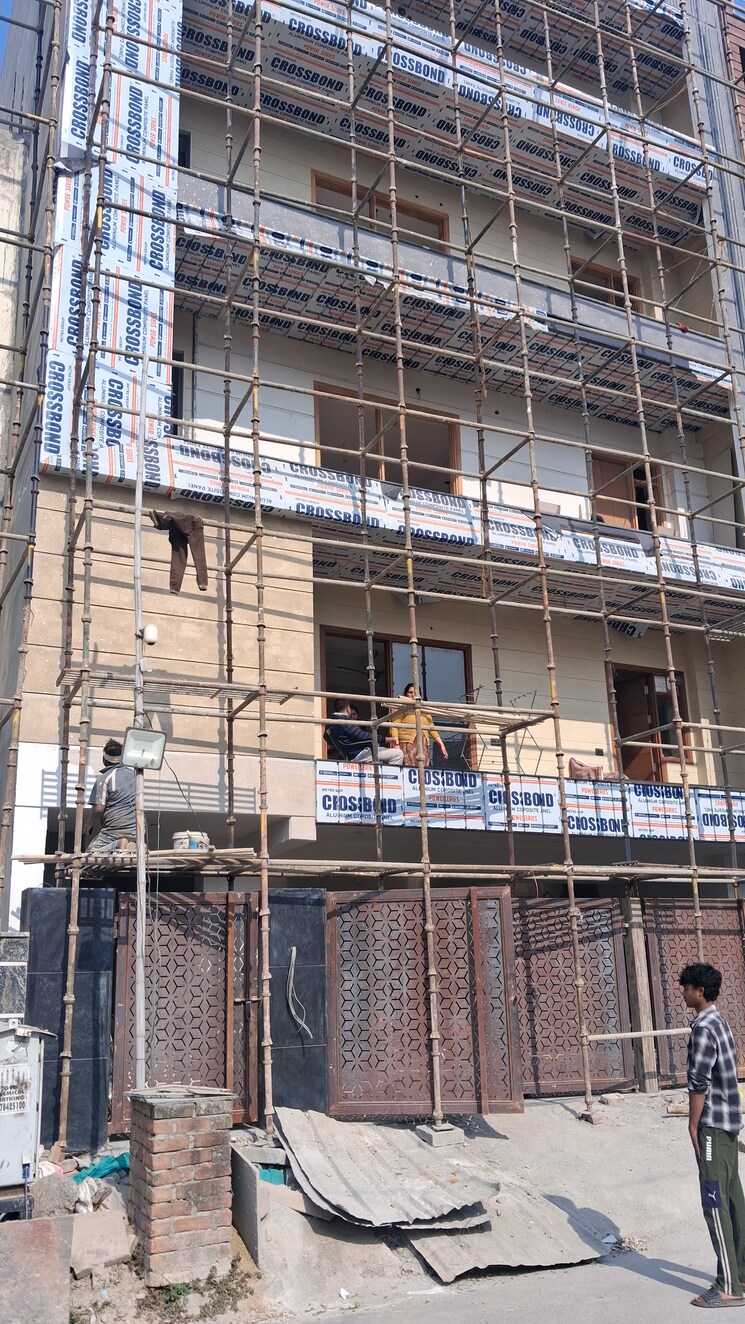 Cover Image, sector 85 3 Bedroom 234 Sq.Yd. Builder Floor In Sector 85 Faridabad 9799612
