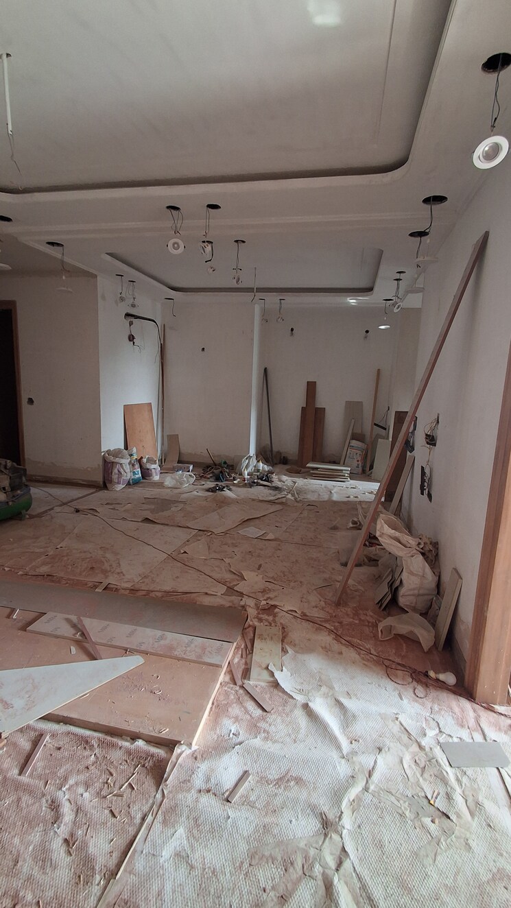 Living Room, sector 85 3 Bedroom 234 Sq.Yd. Builder Floor In Sector 85 Faridabad 9799612