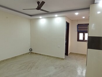 2 BHK Builder Floor for Sale in West Patel Nagar, Delhi