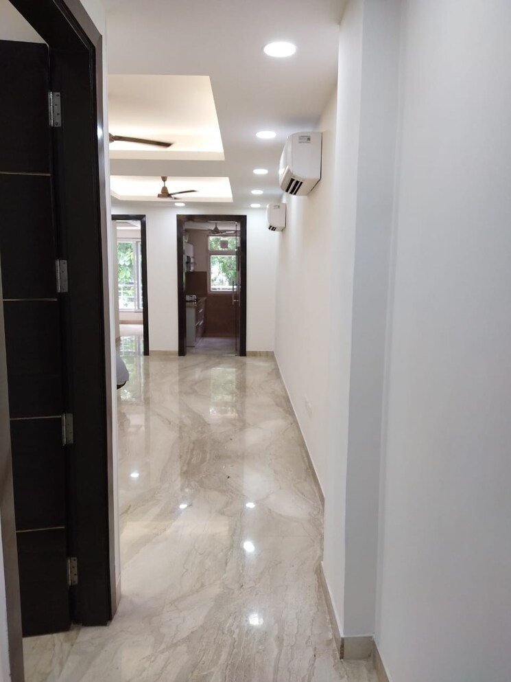 Cover Image, east of kailash 3 Bedroom 1125 Sq.Ft. Builder Floor In East Of Kailash Delhi 9799685