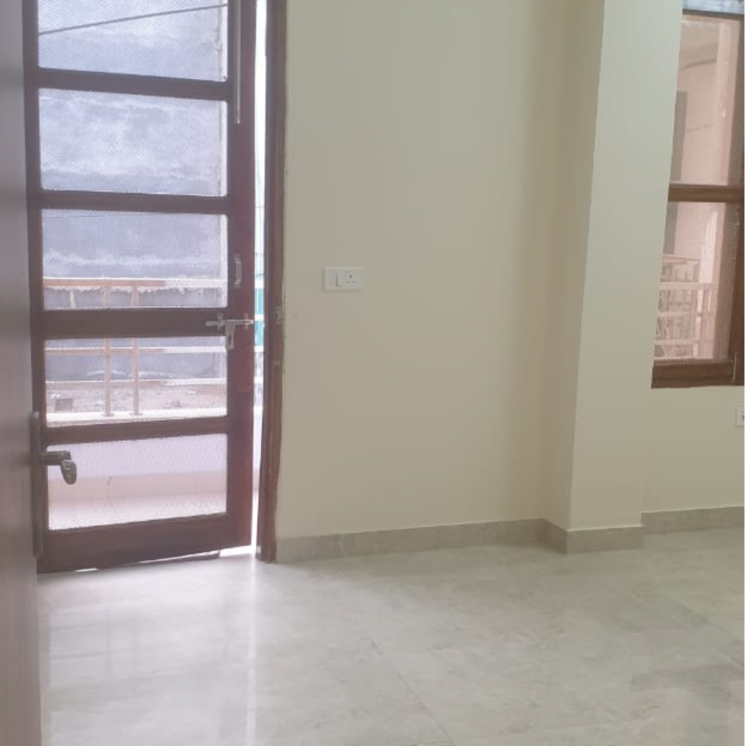 Room, palam vihar extension 3.5 Bedroom 1400 Sq.Ft. Apartment In Palam Vihar Extension Gurgaon 9800085