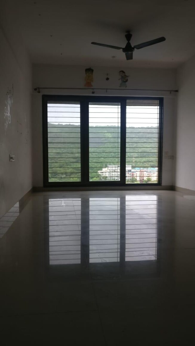 Room, dosti-west-county 3 Bedroom 1150 Sq.Ft. Apartment In Balkum Pada Thane 9800077