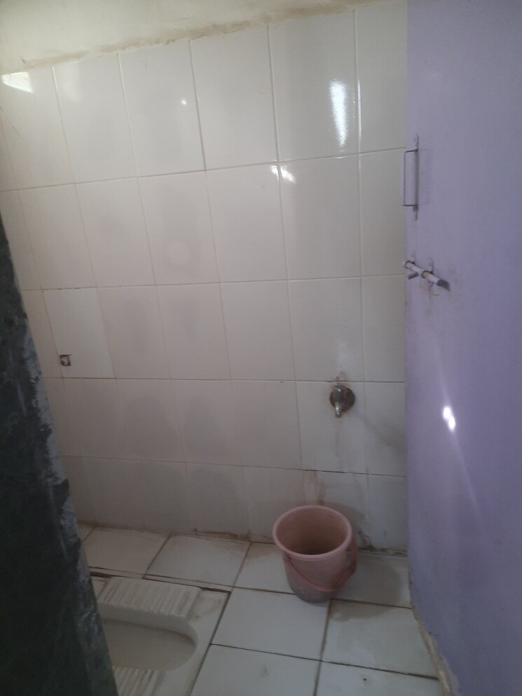 Bathroom, keshav nagar 1 RK 400 Sq.Ft. Builder Floor In Keshav Nagar Pune 9800359