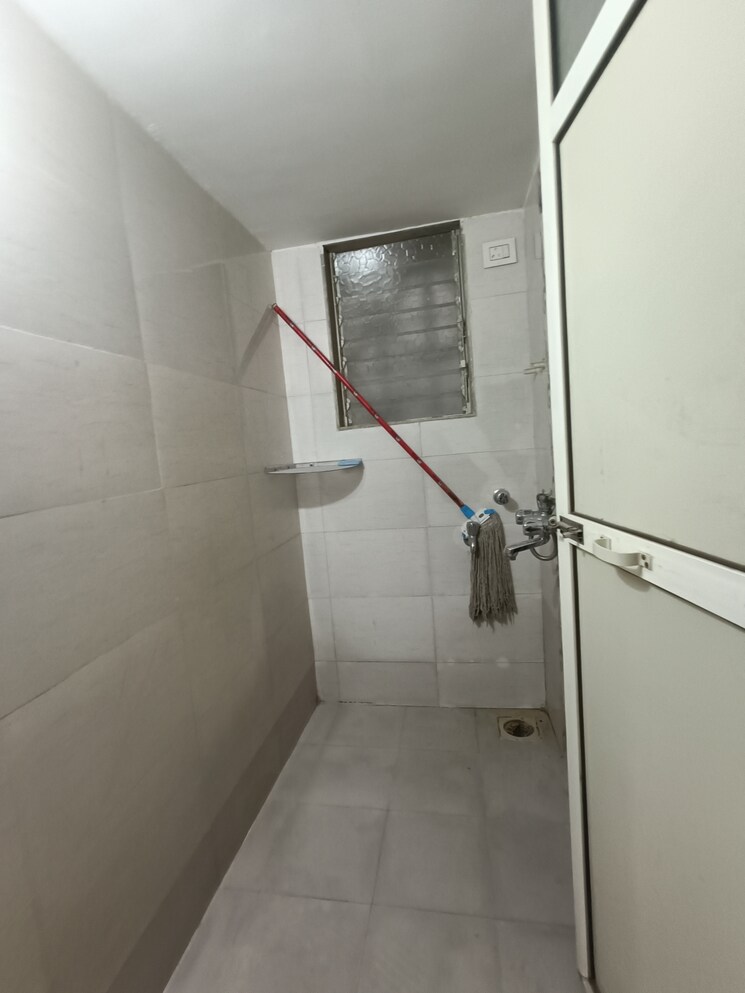 Bathroom, seven-apna-ghar-phase-2-plot-a 1 Bedroom 504 Sq.Ft. Apartment In Mira Road Thane 9800571