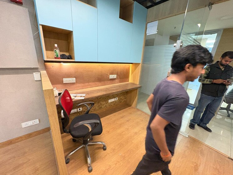 Team Area, ild-trade-centre Commercial Office Space 1000 Sq.Ft. In Sector 47 Gurgaon 9800575