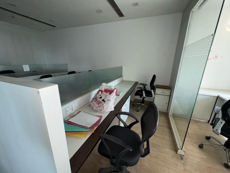 Team Area, vipul-trade-centre Commercial Office Space 970 Sq.Ft. In Sector 48 Gurgaon 9800588