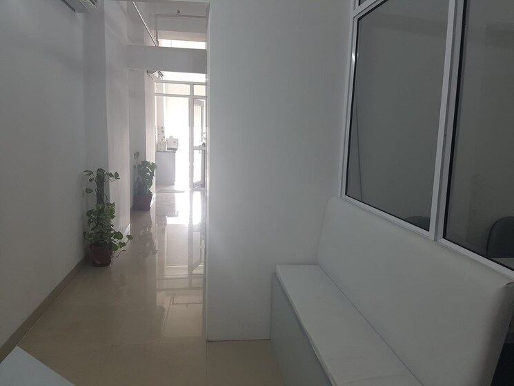 Bathroom, vipul-trade-centre Commercial Office Space 980 Sq.Ft. In Sector 48 Gurgaon 9800617