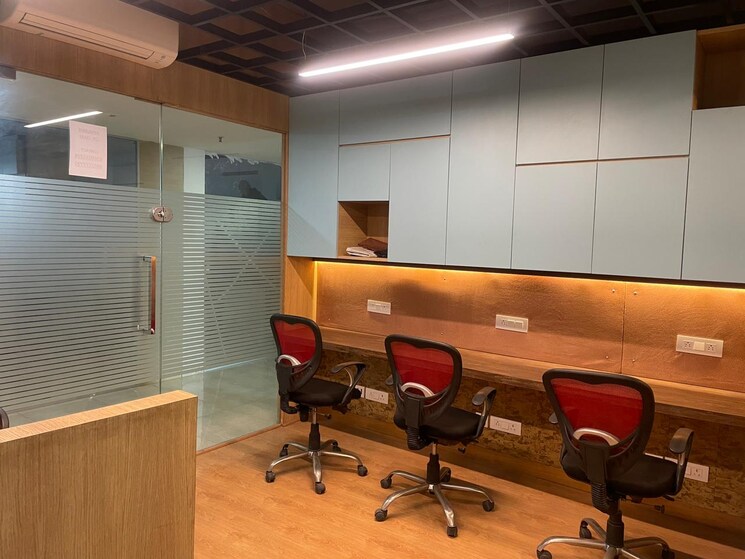 Team Area, ild-trade-centre Commercial Office Space 1177 Sq.Ft. In Sector 47 Gurgaon 9800625