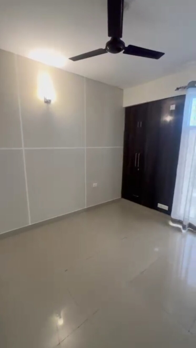 Room, nirala-greenshire 2.5 Bedroom 1060 Sq.Ft. Apartment In Sector 2 Greater Noida Greater Noida 9800654