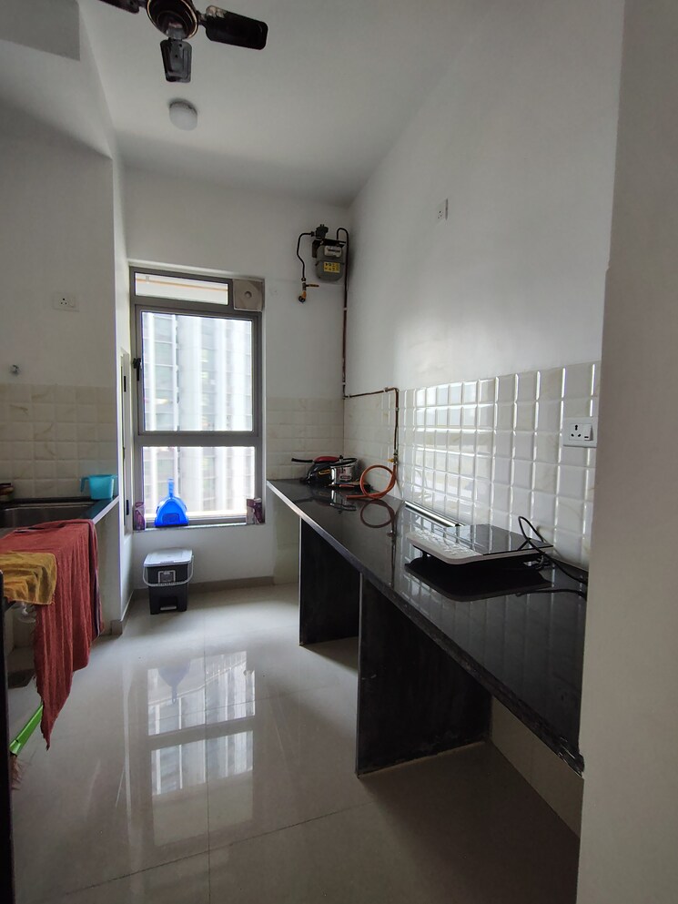 Kitchen, kalpataru-immensa-d 1 Bedroom 450 Sq.Ft. Apartment In Kolshet Road Thane 9800665