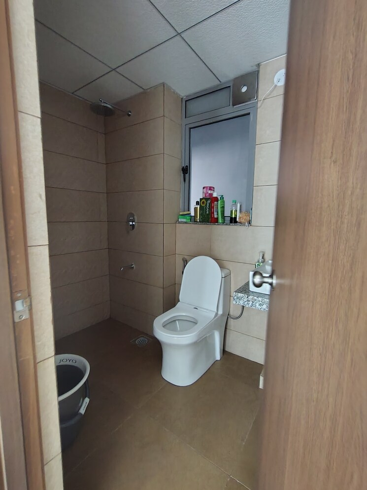 Bathroom, kalpataru-immensa-d 1 Bedroom 450 Sq.Ft. Apartment In Kolshet Road Thane 9800665