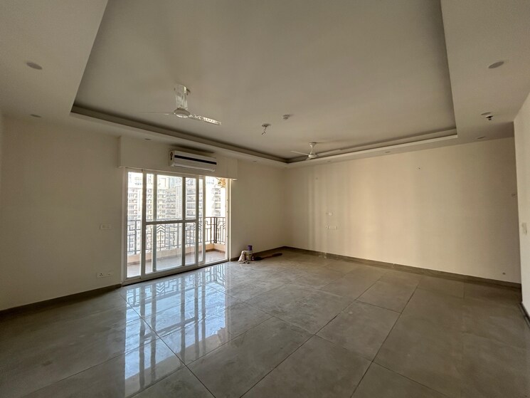 Room, ace-parkway 3 Bedroom 1750 Sq.Ft. Apartment In Sector 150 Noida 9800705